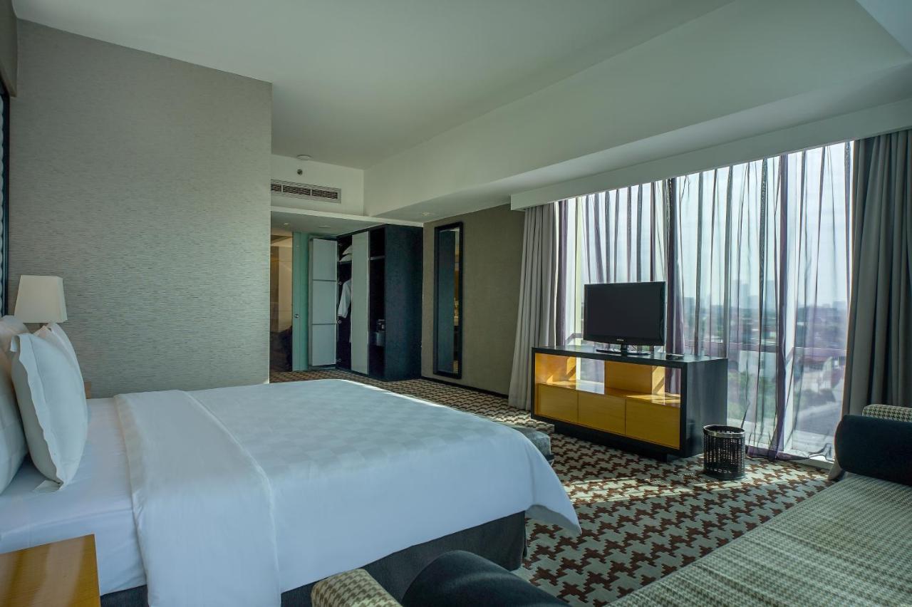 Artotel Ts Suites Surabaja Zewnętrze zdjęcie