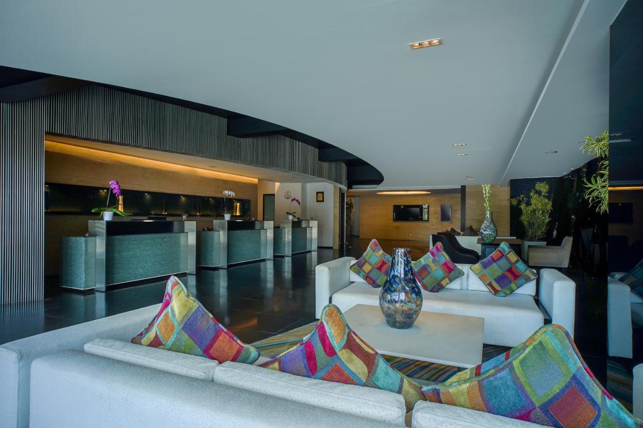 Artotel Ts Suites Surabaja Zewnętrze zdjęcie